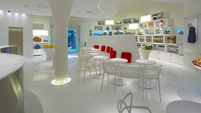 Official store and café ARTNIA